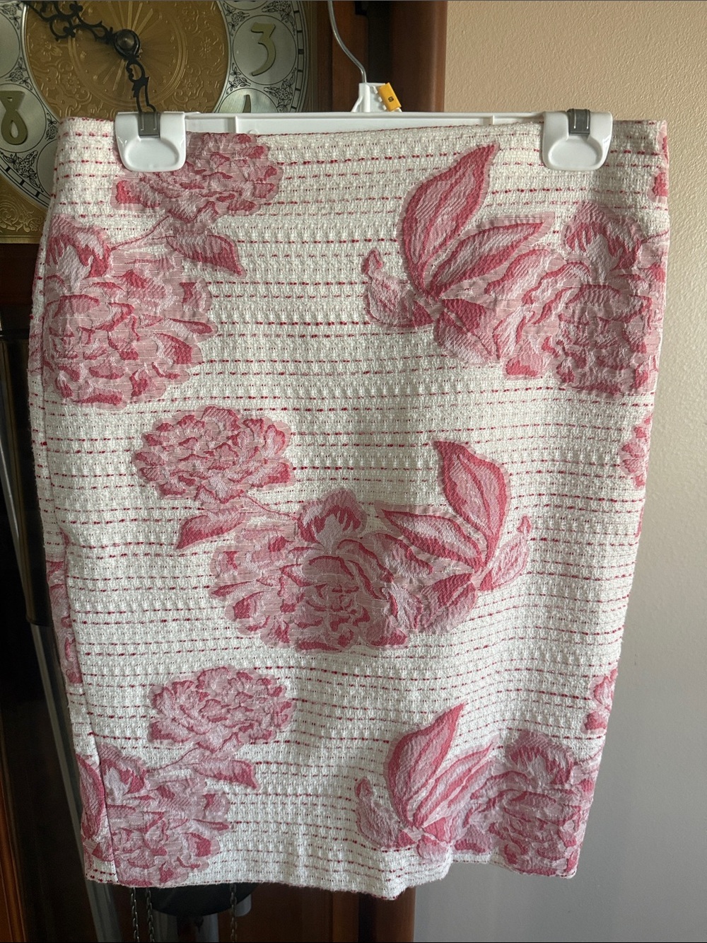 Ann Taylor Pink and White Floral Pencil Skirt